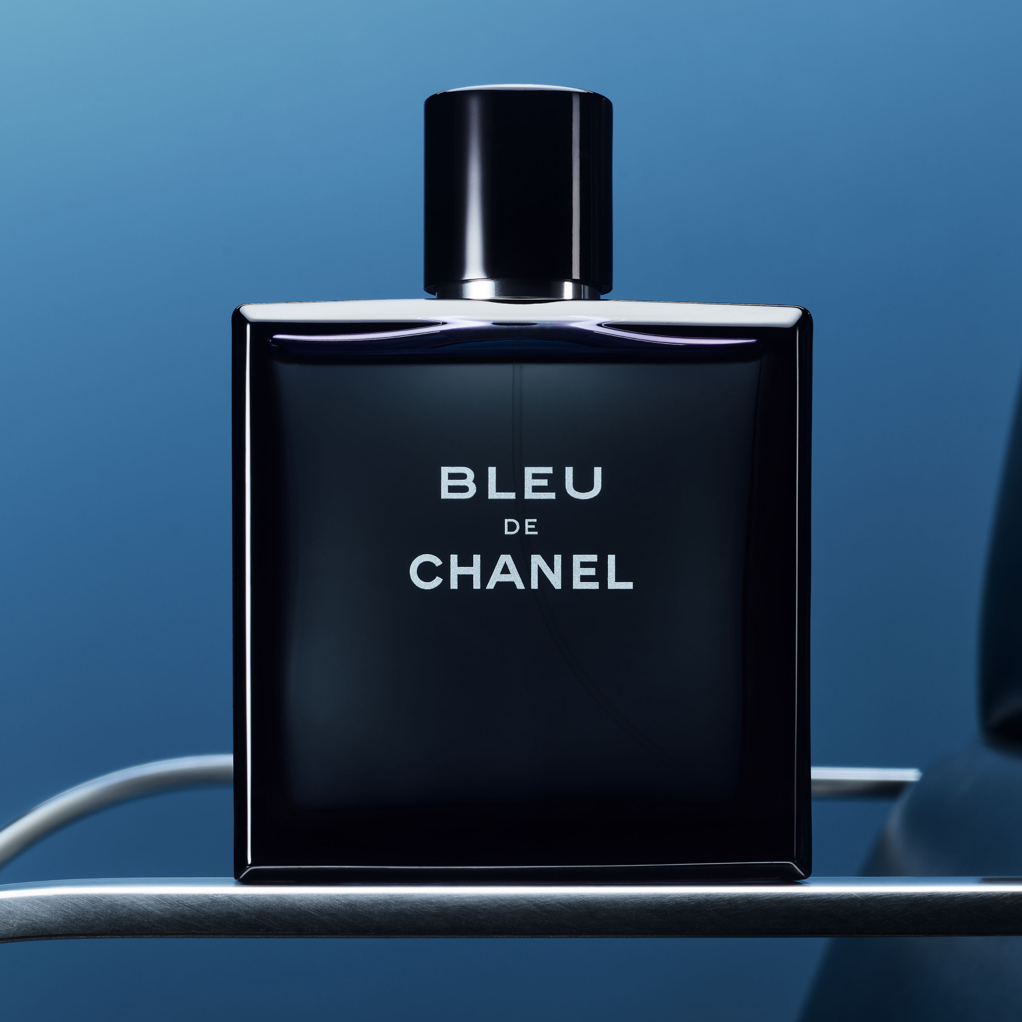 BLEU DE CHANEL 香水　（箱付き） CHANEL Bleu de Chanel L'Exclusif PARFUM 2.02 oz/60ml 100