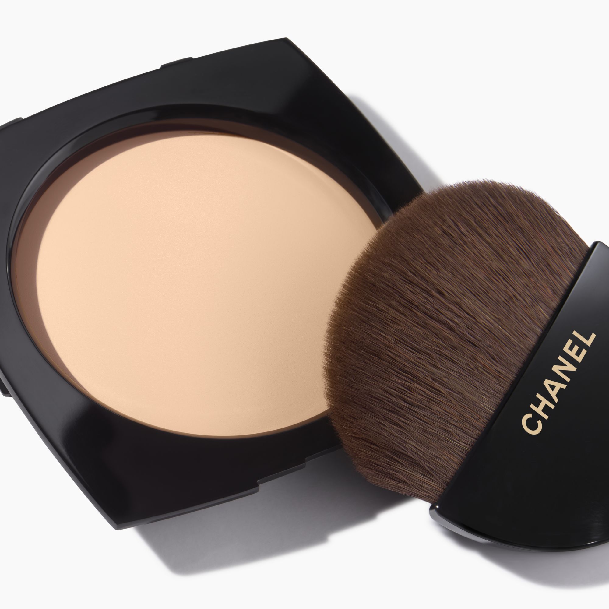 CHANEL LES BEIGES | Hondos Center