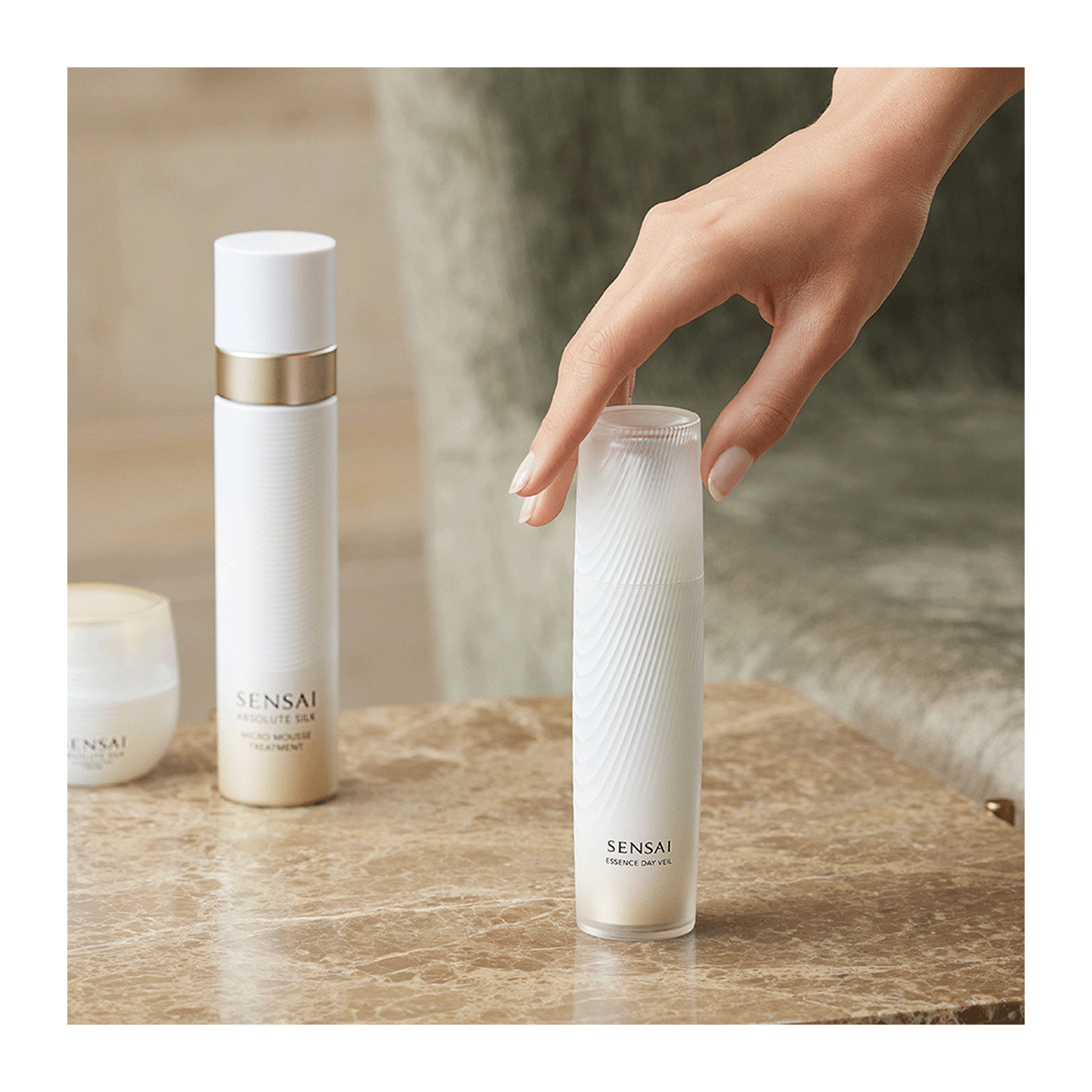 SENSAI Essence Day Veil | Hondos Center