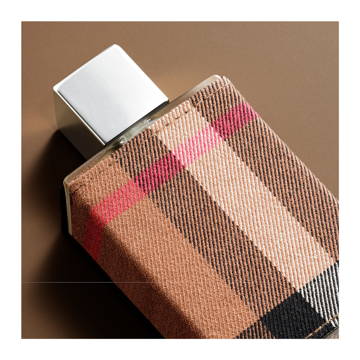 BURBERRY London For Men Eau De Toilette | Hondos Center